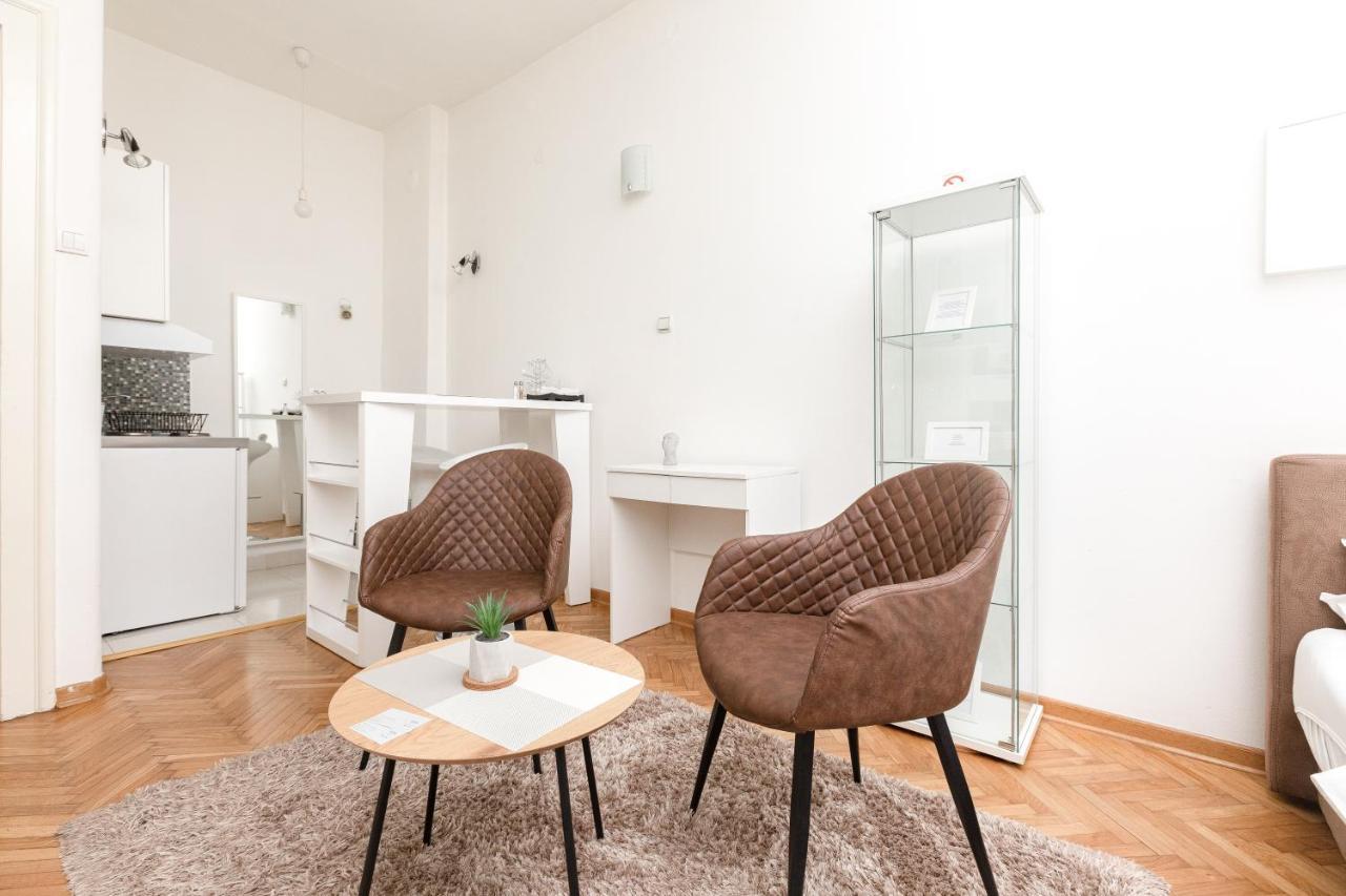 1St Belgrade Apartment Belgrado Exterior foto