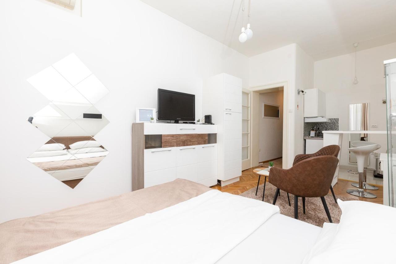 1St Belgrade Apartment Belgrado Exterior foto